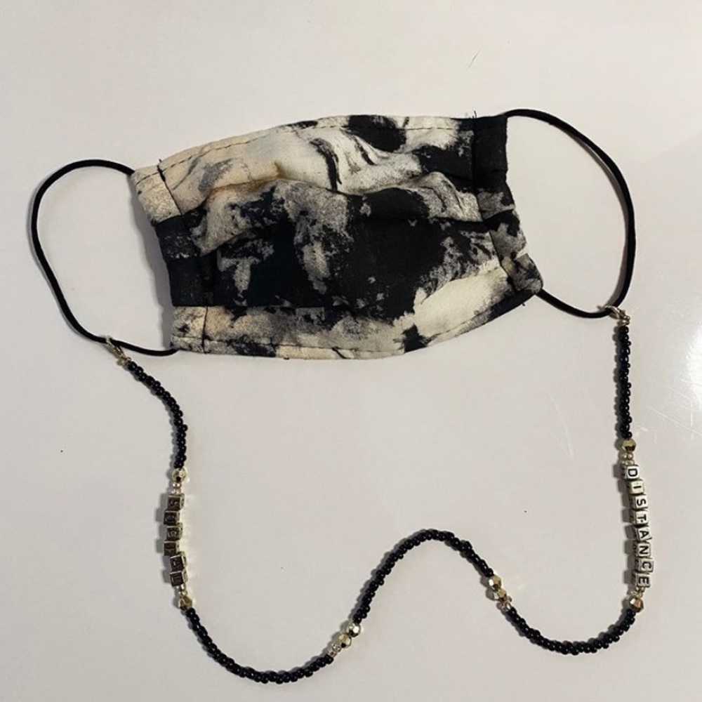 Beaded mask chain